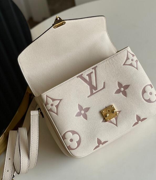 Luxe Touch Bags -   2483