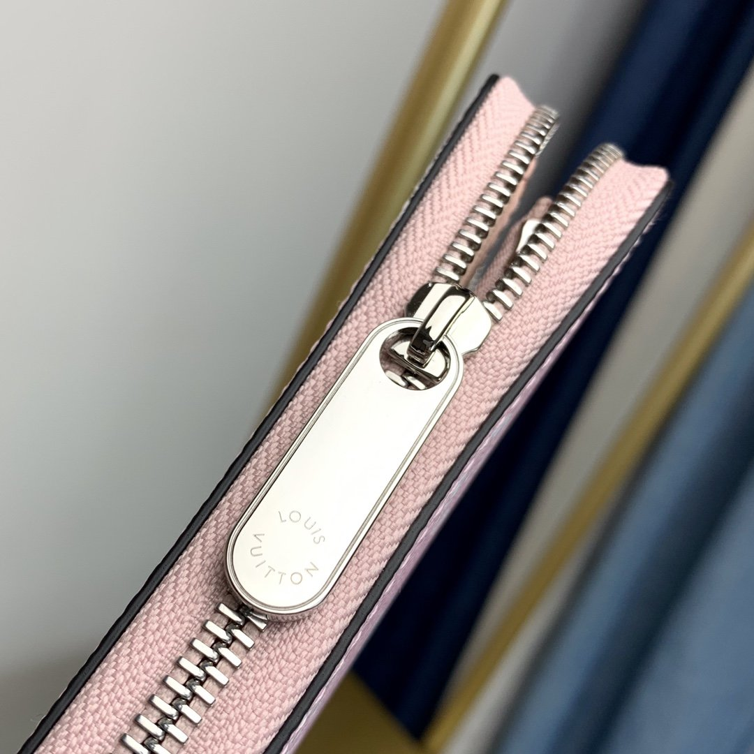Luxe Touch Bags