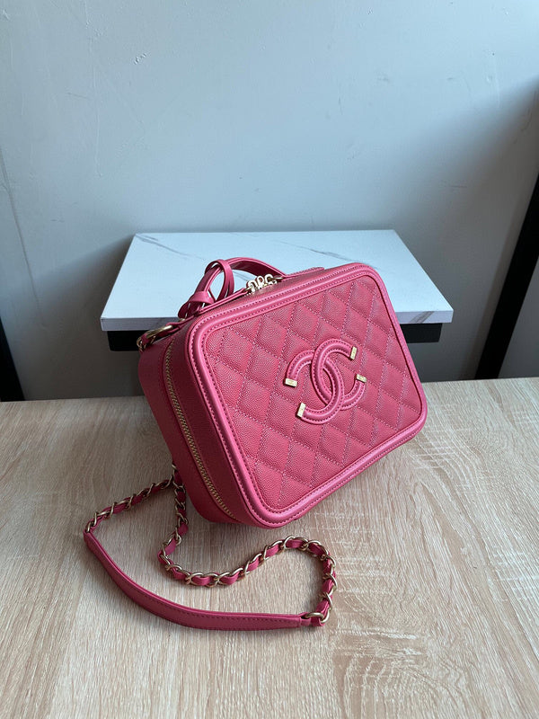 Luxe Touch Bags 

 -  Bags - 2711