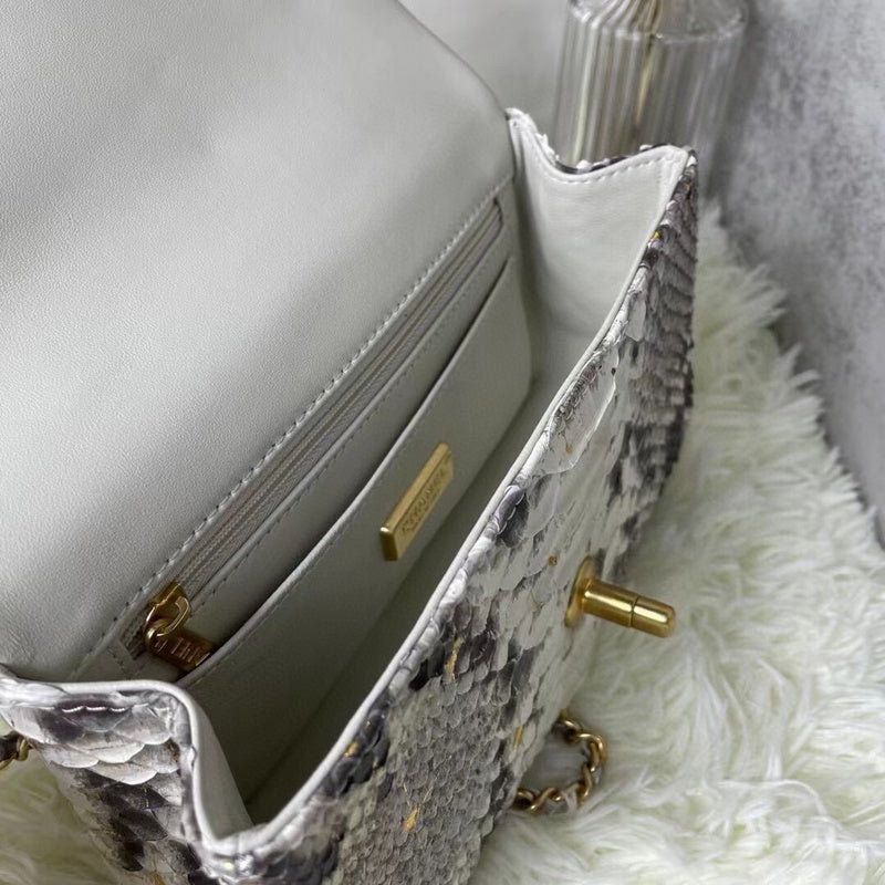 Luxe Touch Bags 

 -  Bags - 3159