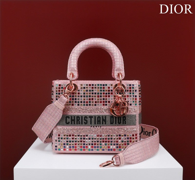 LTB - Luxe Touch Bags - 2015