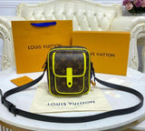 Luxe Touch Bags -   2385