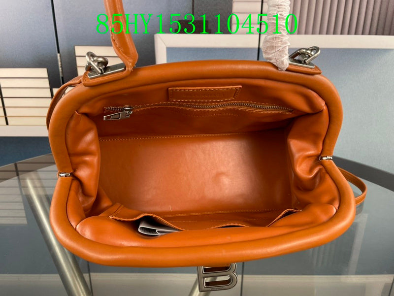 Luxe Touch Fashion - BGA Bags - 2010