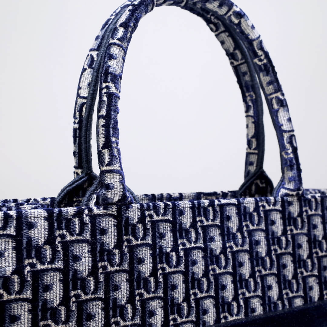 DIR1286 Book Tote big size 36.5cm 41.5cm Oblique Embroidery blue white-2