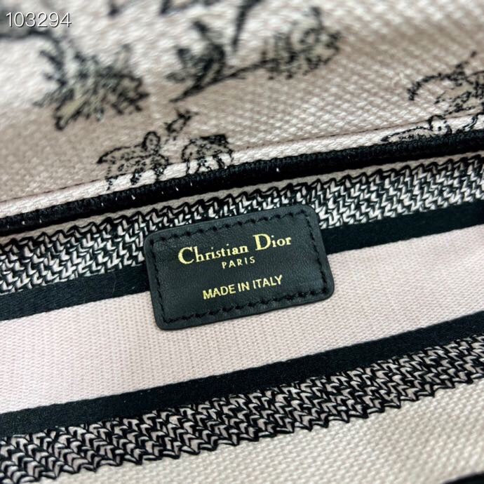 LTB - Luxe Touch Bags - 063