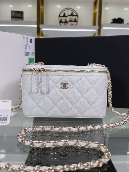 Luxe Touch Bags 

 -  Bags - 3125