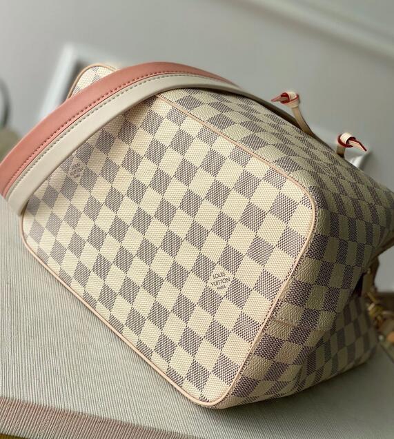 Luxe Touch Bags -   3165