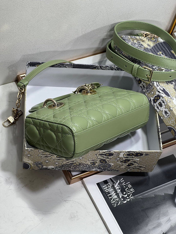 LTB - Luxe Touch Bags - 702