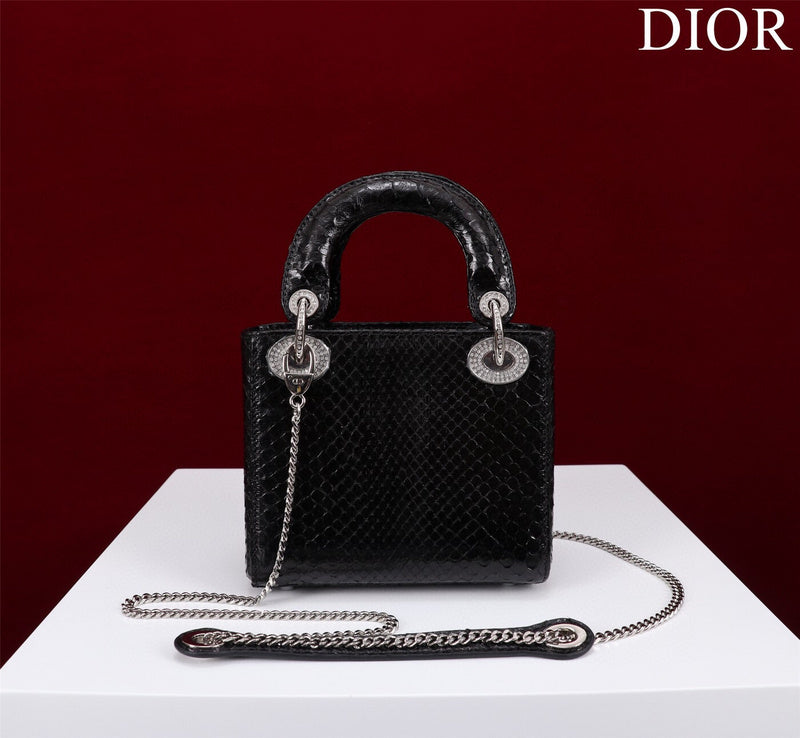 LTB - Luxe Touch Bags - 104