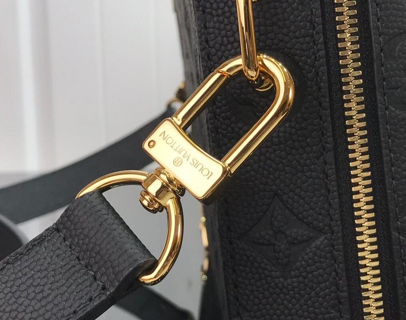 Luxe Touch Bags -   2359
