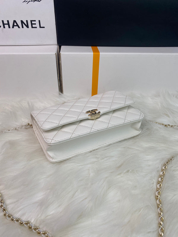 Luxe Touch Bags 

 -  Bags - 3060