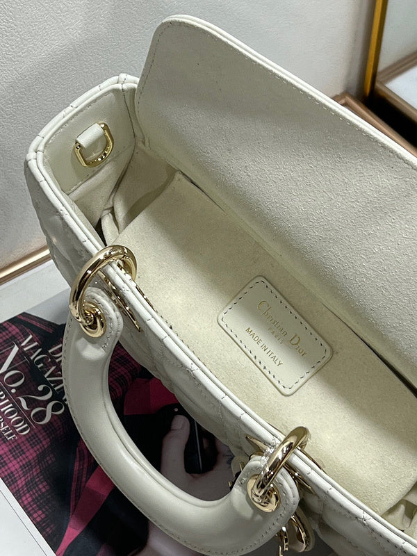 LTB - Luxe Touch Bags - 711