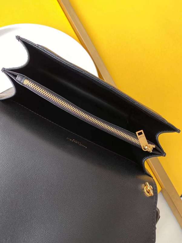 Luxe Touch - SLY Bags 158