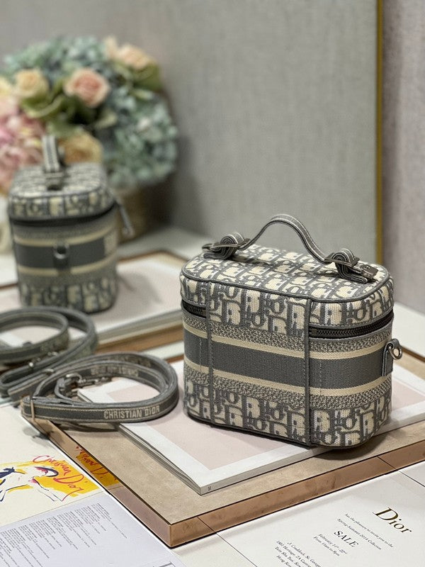 LTB - Luxe Touch Bags - 1952