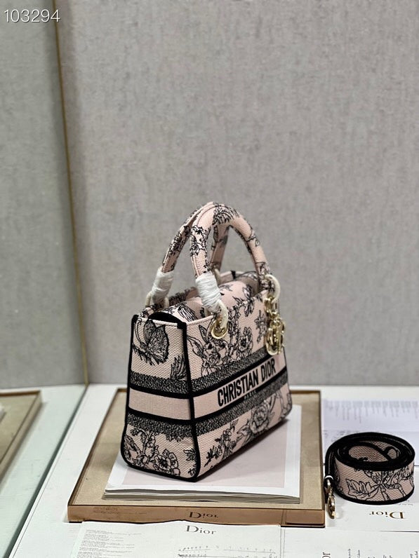 LTB - Luxe Touch Bags - 063