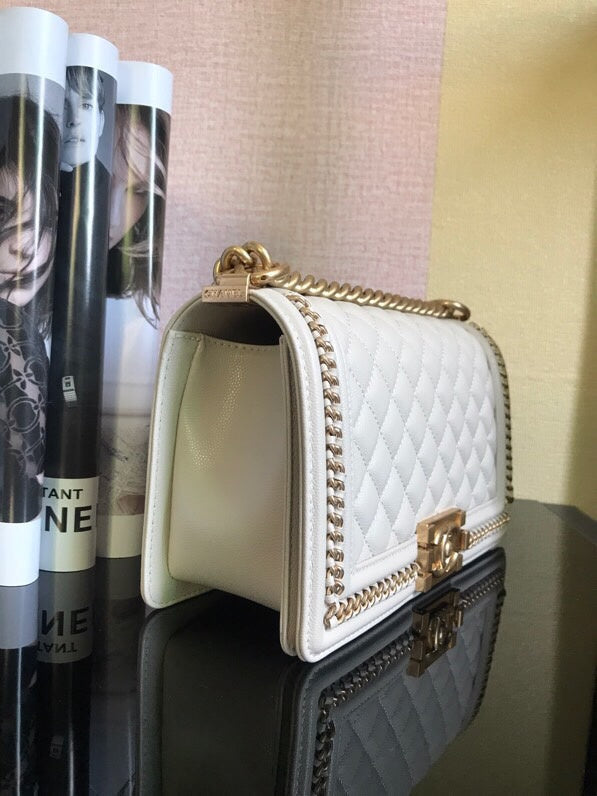 Luxe Touch Bags 

 -  Bags - 3500