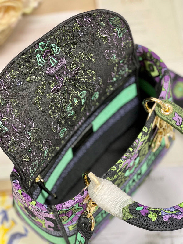 LTB - Luxe Touch Bags - 395