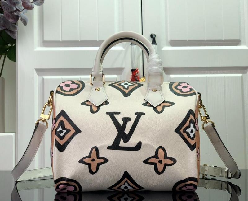 Luxe Touch Bags -   2209