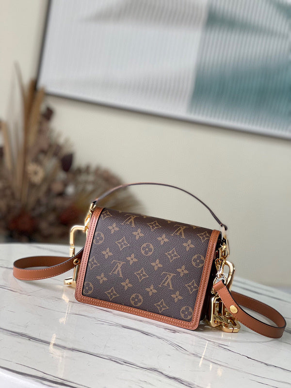 Fashion Luxe Touch bags - 4553