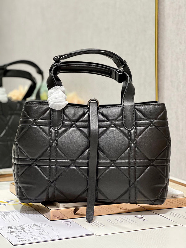 LTB - Luxe Touch Bags - 1583