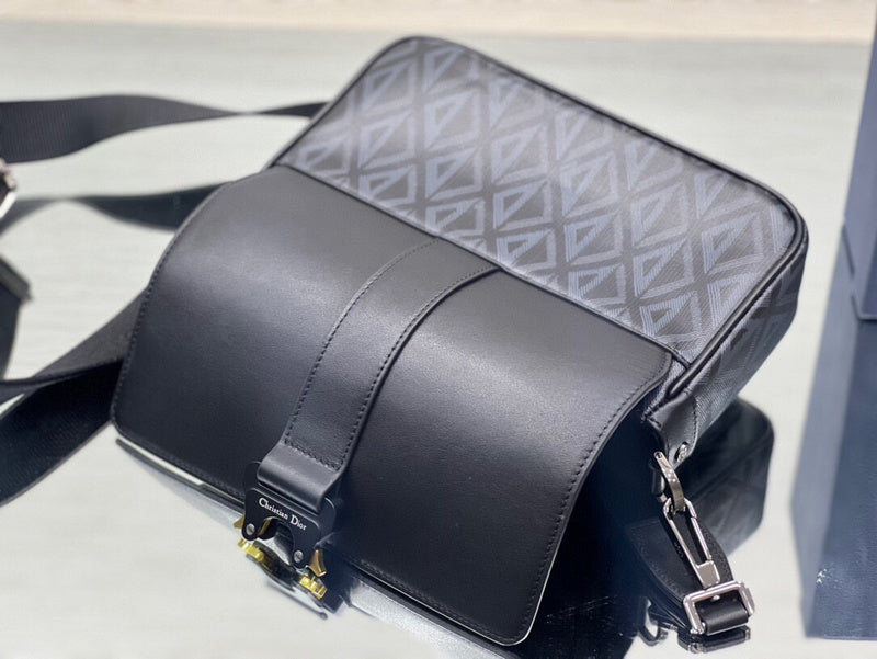 LTB - Luxe Touch Bags - 1631