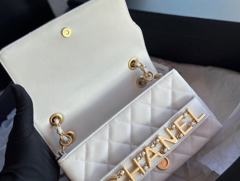 Luxe Touch Bags 

 -  Bags - 2751