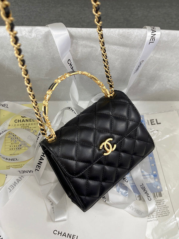 Luxe Touch Bags 

 -  Bags - 2990