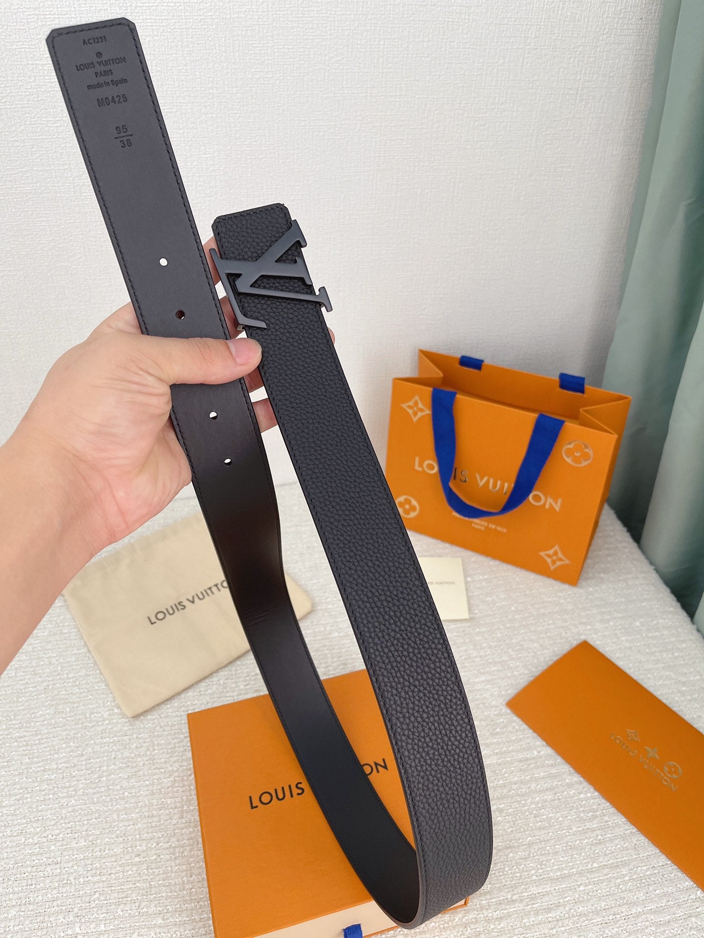 LTB  -Luxury  LUV  BELTS 024