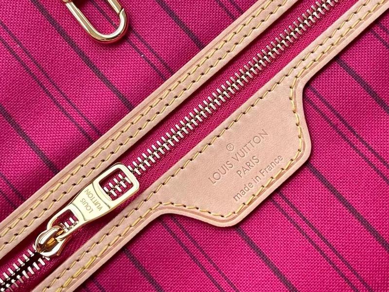 Luxe Touch Bags -   2159