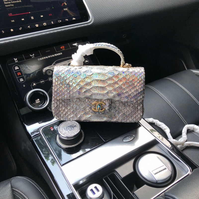 Luxe Touch Bags 

 -  Bags - 2955