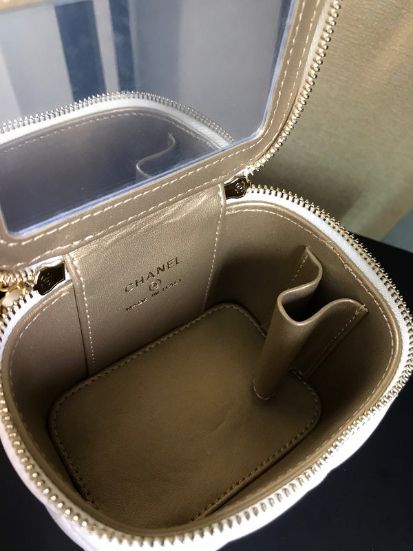 Luxe Touch Bags 

 -  Bags - 3284