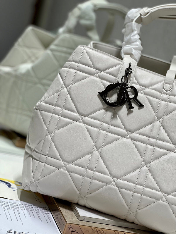 LTB - Luxe Touch Bags - 1567