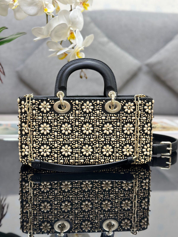 LTB - Luxe Touch Bags - 123