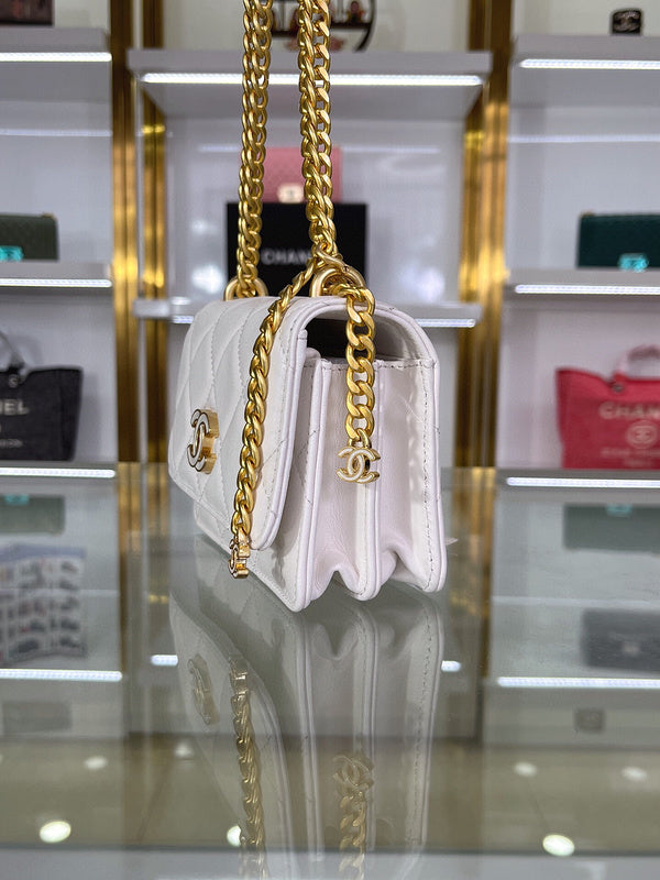 Luxe Touch Bags 

 -  Bags - 3346