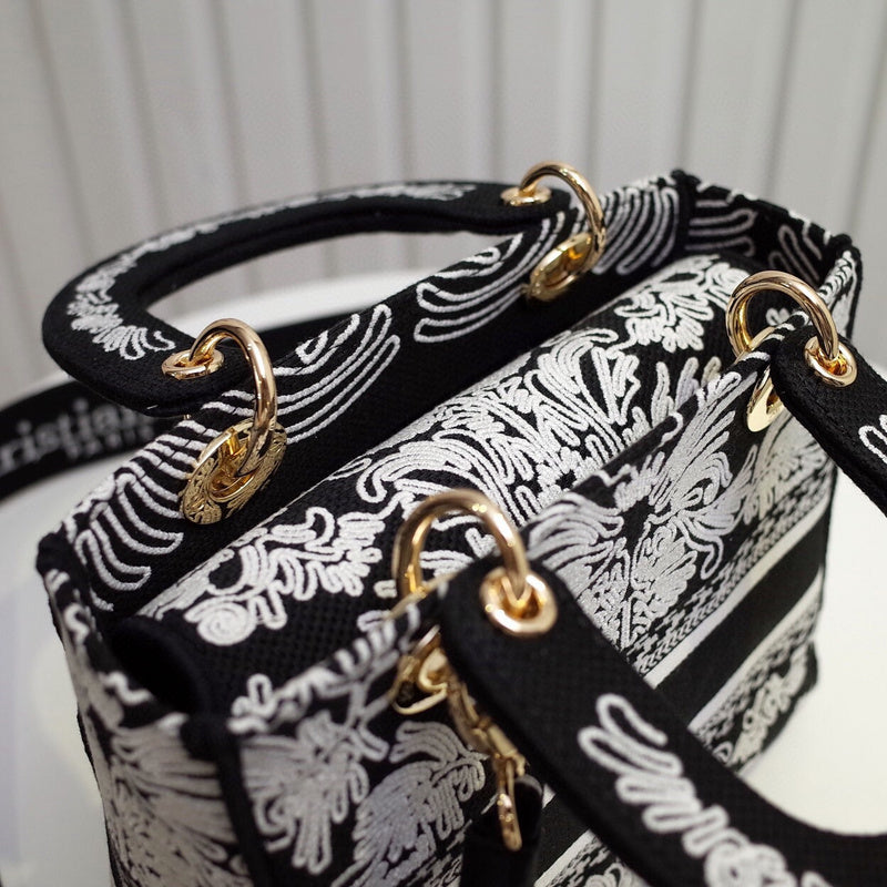 LTB - Luxe Touch Bags - 1229