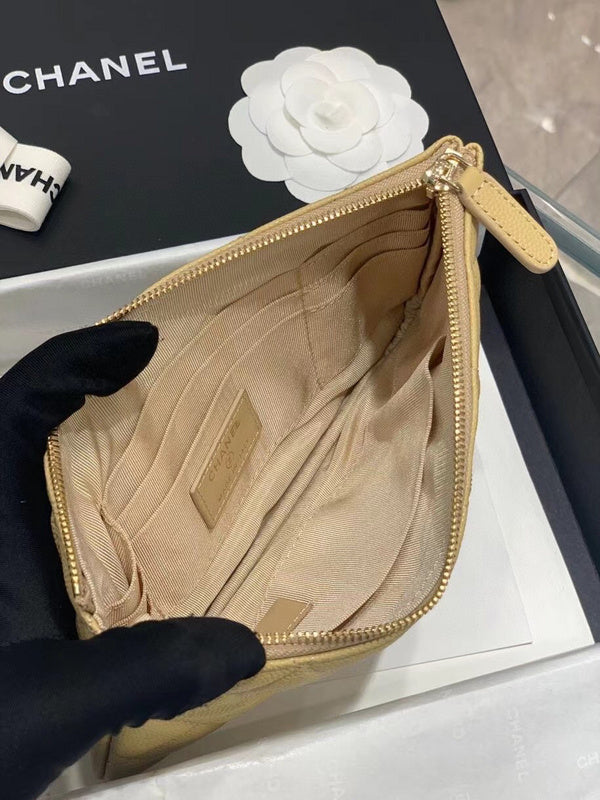 Luxe Touch Bags 

 -  Bags - 2981