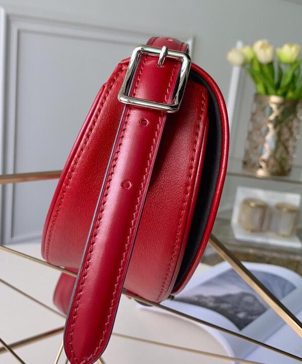 Luxe Touch Bags -   2925