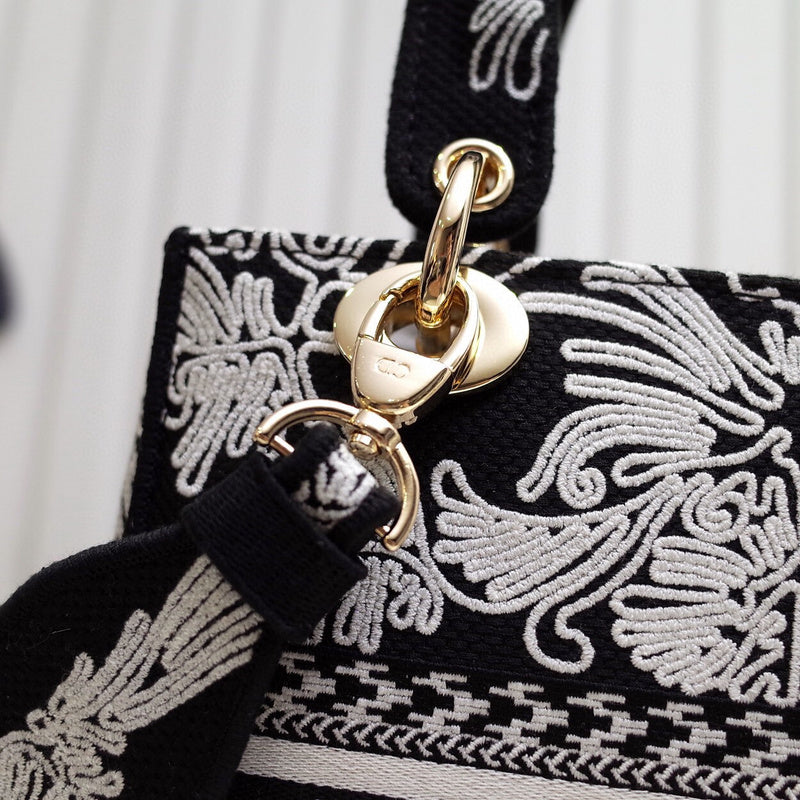 LTB - Luxe Touch Bags - 1229