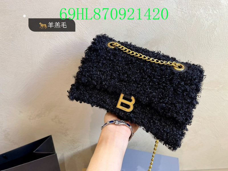 Luxe Touch Fashion - BGA Bags - 2040