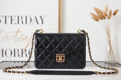 Luxe Touch Bags 

 -  Bags - 3449