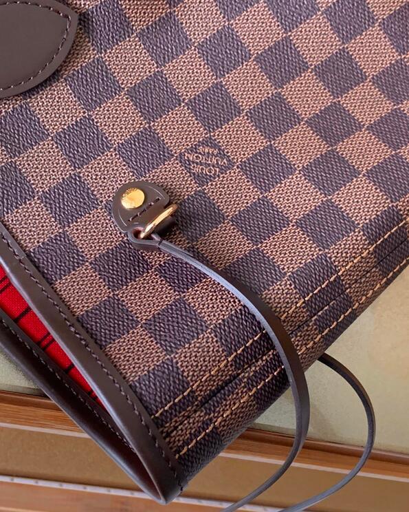 Luxe Touch Bags -   2535