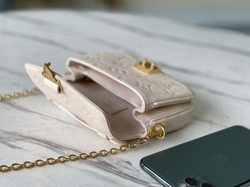 Fashion Luxe Touch bags - 5184