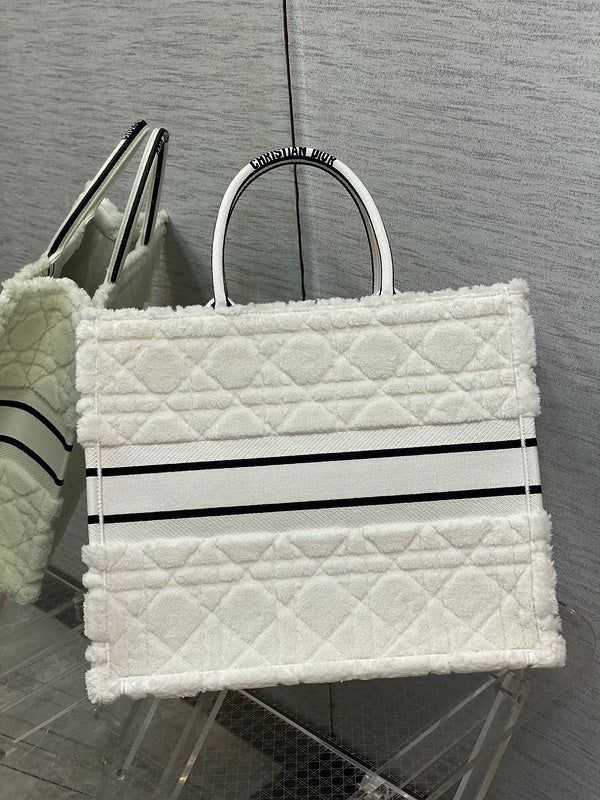 LTB - Luxe Touch Bags - 1917