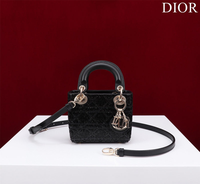 LTB - Luxe Touch Bags - 1689