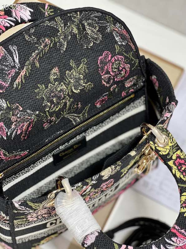 LTB - Luxe Touch Bags - 065