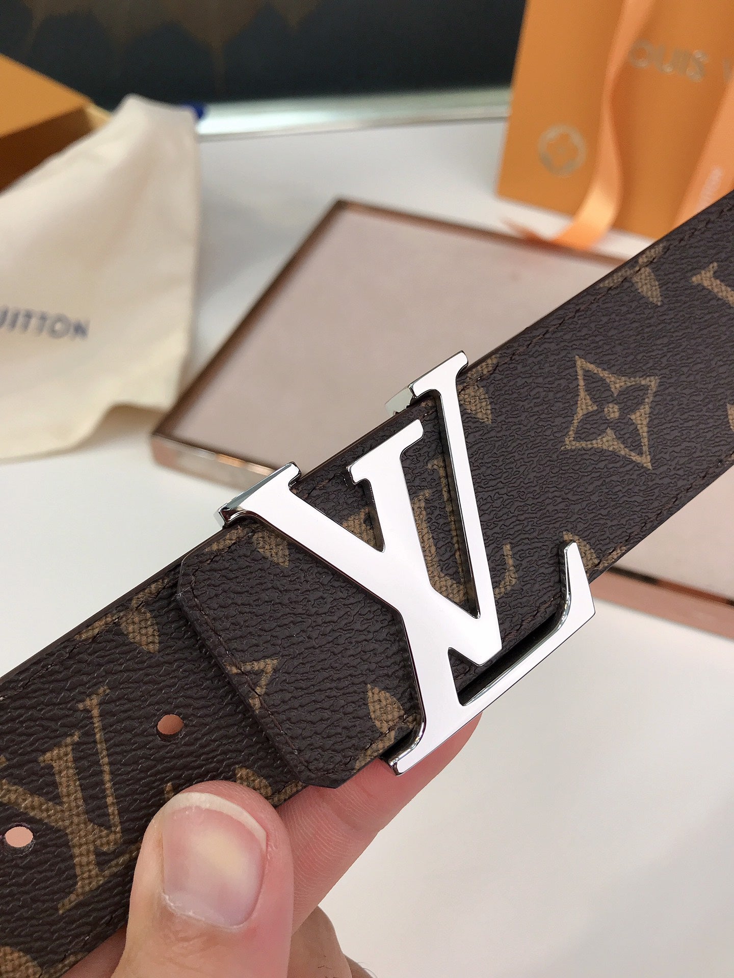 LTB  -Luxury  LUV  BELTS 009