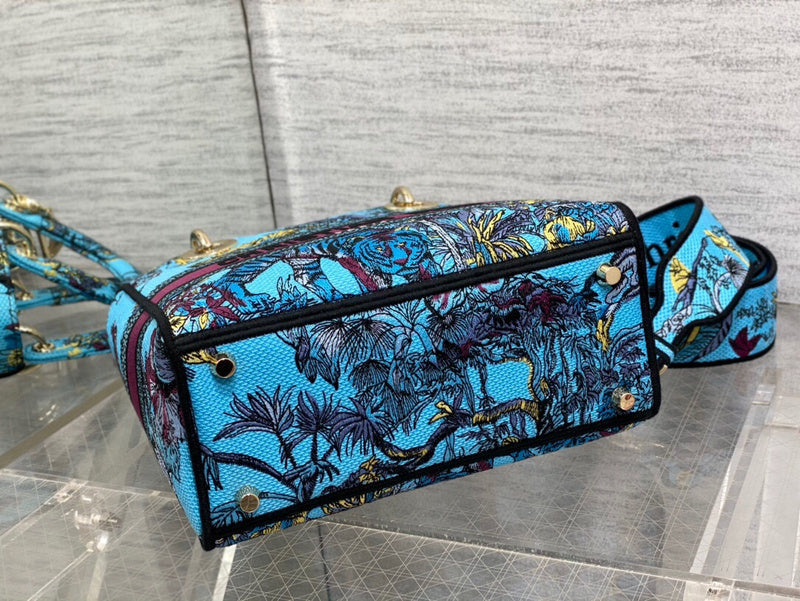 LTB - Luxe Touch Bags - 002