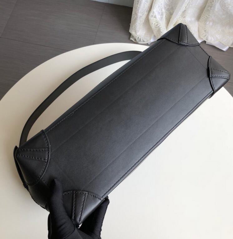 Luxe Touch Bags -   2948
