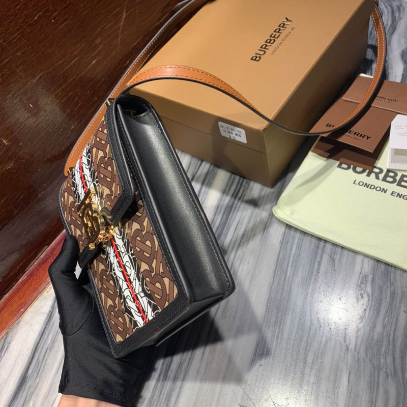 Luxe Touch Fashion -BBR Bags - 923