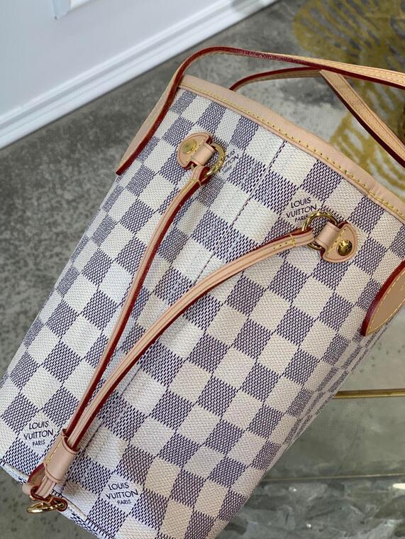 Luxe Touch Bags -   2968